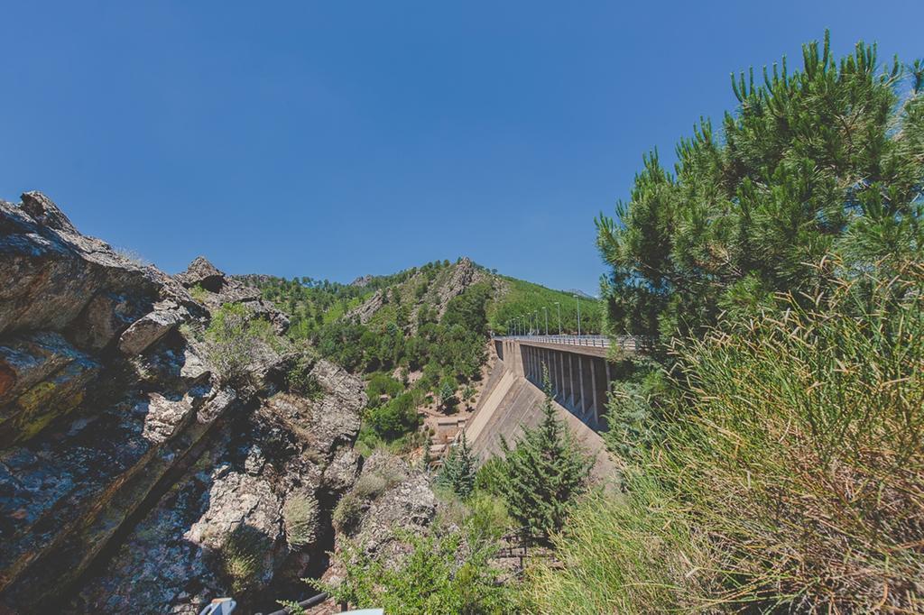 La Brizna Pension Cañamero Buitenkant foto