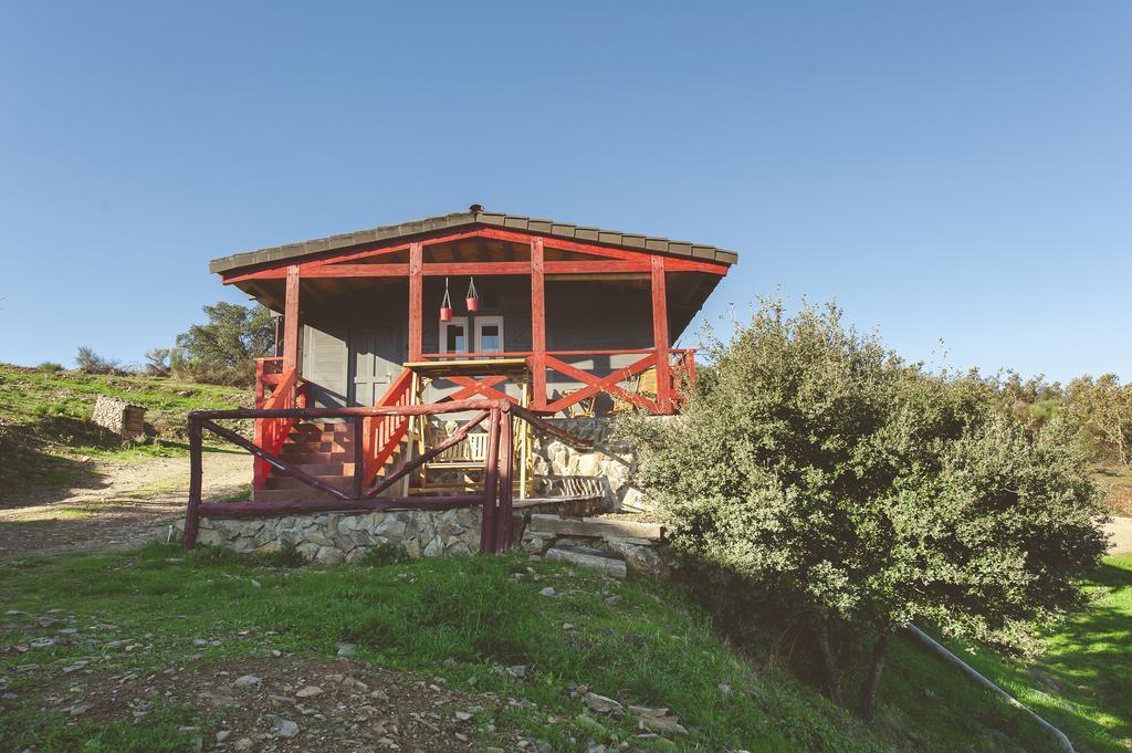 La Brizna Pension Cañamero Buitenkant foto